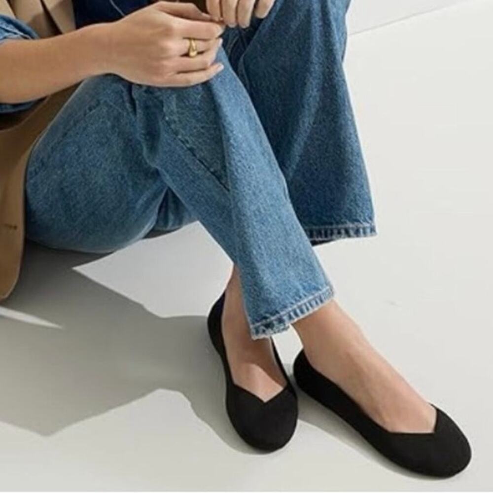 Rothy’s Sz 8.5 The Flat Recycled Knit Rounded Toe Ballet Flats Black w Blue Trim
